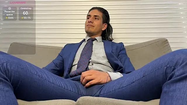 Tom blunt96 online show from 02/12/25, 08:40