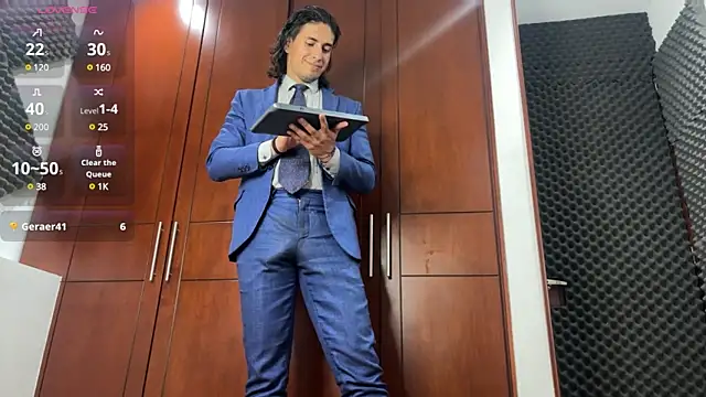 Tom blunt96 online show from 02/12/25, 11:41