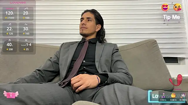 Tom blunt96 online show from 02/17/25, 04:20