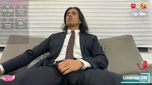 Tom blunt96 online show from 02/19/25, 06:00