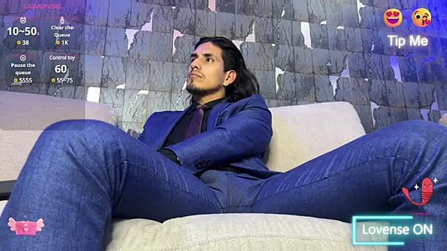 Tom blunt96 online show from 02/28/25, 08:42