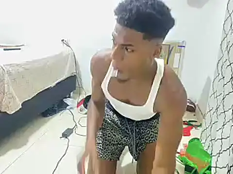 andrews2399 online show from 12/23/24, 04:12