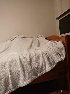 Snapshot of niesmialy39oon chatting on 02/15/26, 07:10 niesmialy39oon online show from 02/15/26, 07:10