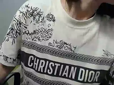 Love bug15 online show from 01/22/25, 02:26