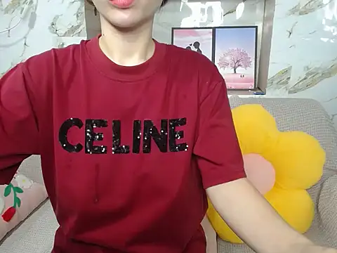 Love bug15 online show from 10/07/25, 02:09