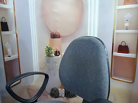 Love bug15 online show from 02/04/26, 01:00