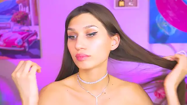 Snapshot of MollyPerry chatting on 12/04/24, 10:19 MollyPerry online show from 12/04/24, 10:19