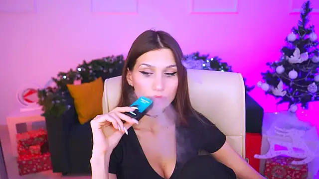 Snapshot of MollyPerry chatting on 01/08/25, 10:06 MollyPerry online show from 01/08/25, 10:06