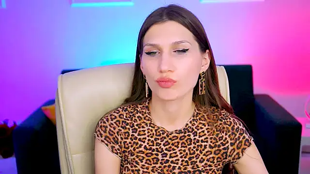 Snapshot of MollyPerry chatting on 03/09/25, 10:19 MollyPerry online show from 03/09/25, 10:19