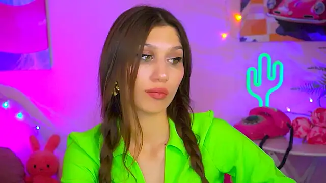 Snapshot of MollyPerry chatting on 03/11/25, 10:20 MollyPerry online show from 03/11/25, 10:20