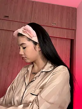 Ambar R0SSE online show from 10/01/25, 01:00