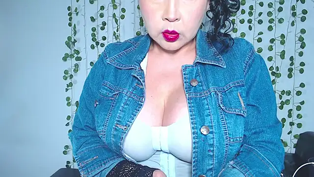 yinetford online show from 10/23/25, 10:30