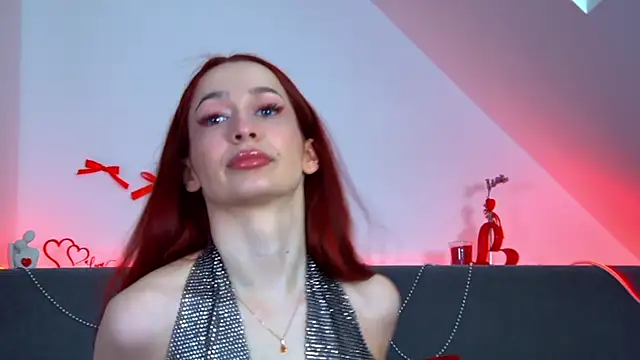 Snapshot of MarieKarma chatting on 04/28/26, 06:18 MarieKarma online show from 04/28/26, 06:18