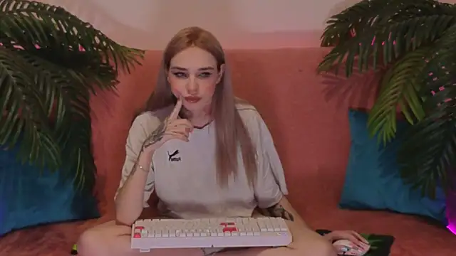 StellaSweetness online show from 02/24/25, 02:58