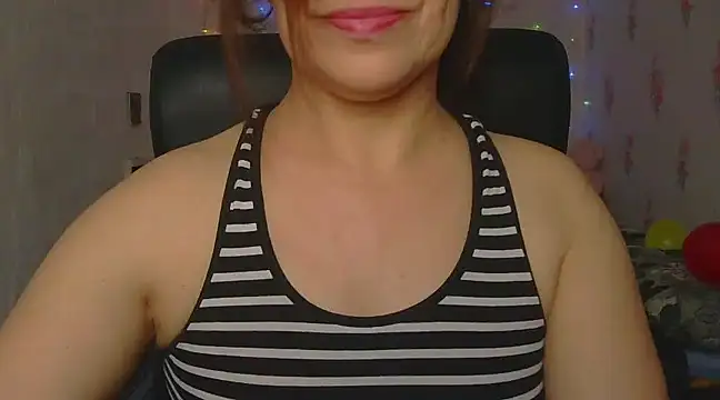 KittyyLaBeauty online show from 03/04/25, 02:10