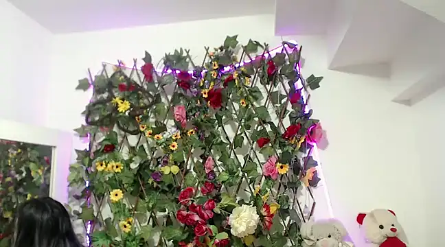 Snapshot of sexysusan4you chatting on 12/05/24, 04:44 sexysusan4you online show from 12/05/24, 04:44