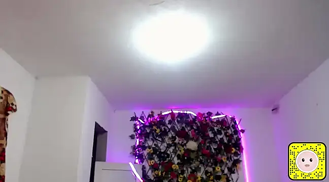 Snapshot of sexysusan4you chatting on 03/14/25, 09:54 sexysusan4you online show from 03/14/25, 09:54