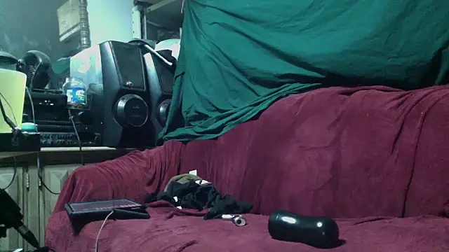 Phelyxx elgato online show from 11/10/25, 11:20