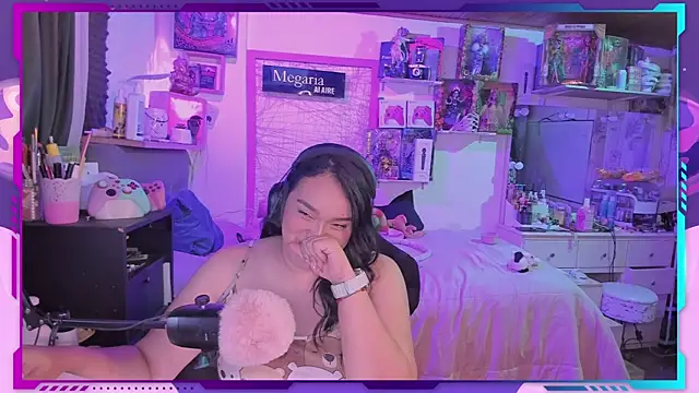 MegariaB online show from 09/22/25, 04:03