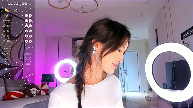 Snapshot of Sweet_yasu chatting on 12/18/24, 09:58 Sweet yasu online show from 12/18/24, 09:58