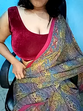 Snapshot of Dayna-36 chatting on 03/06/25, 08:37 Dayna-36 online show from 03/06/25, 08:37