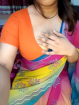 Snapshot of Dayna-36 chatting on 11/09/25, 03:43 Dayna-36 online show from 11/09/25, 03:43