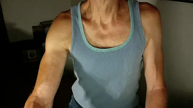 Snapshot of Artjack-cam4 chatting on 07/10/26, 11:57 Artjack-cam4 online show from 07/10/26, 11:57