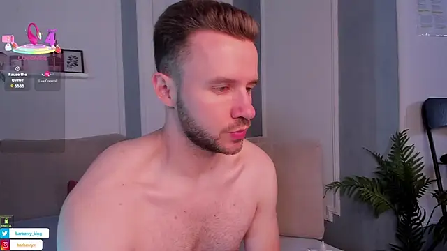 Snapshot of EnriqueBarberry chatting on 06/06/26, 05:23 EnriqueBarberry online show from 06/06/26, 05:23