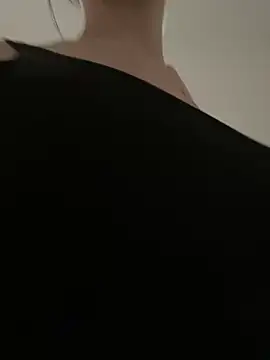 ivyleague  online show from 03/22/25, 08:18