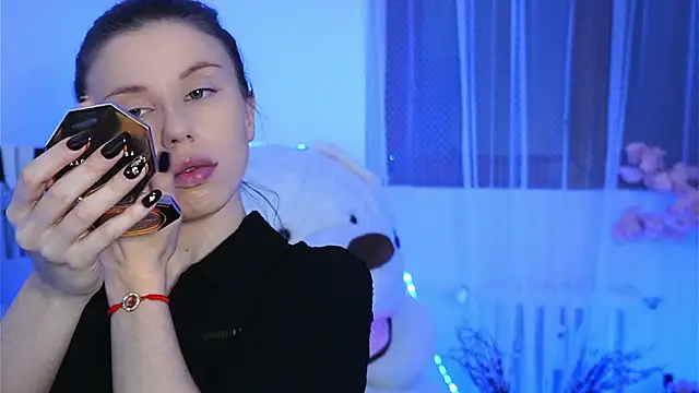 ivyleague  online show from 03/07/26, 06:16