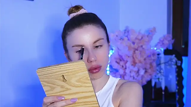 ivyleague  online show from 03/31/26, 05:46