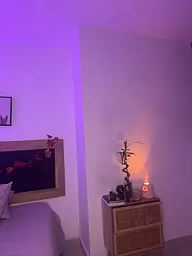 Susi bell online show from 01/03/25, 01:27