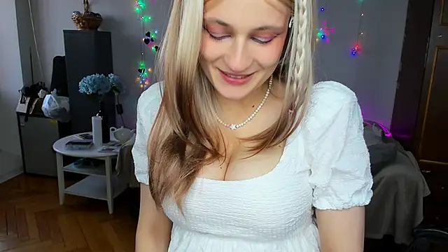 Evelyn Harperxh online show from 04/13/26, 04:12