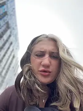 Snapshot of JessiMur chatting on 06/16/26, 04:04 JessiMur online show from 06/16/26, 04:04