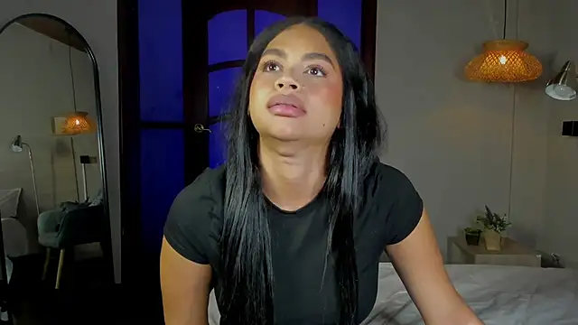 nayah   online show from 01/05/26, 07:50