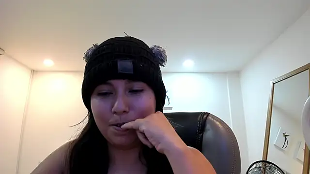  Natalie18 online show from 02/26/25, 01:53