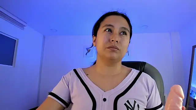  Natalie18 online show from 11/06/25, 03:51