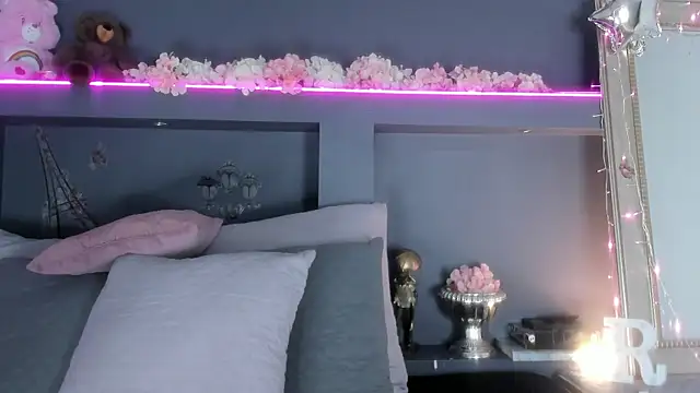 rosemonrooe online show from 01/29/25, 04:41