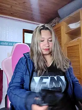 Devil Sara online show from 12/14/25, 05:02