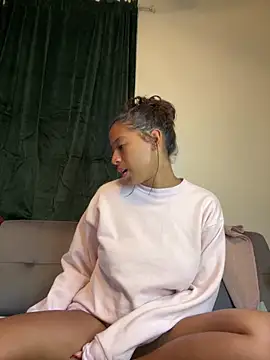 VanessaBling online show from 02/09/25, 03:11