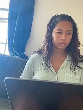 VanessaBling online show from 11/08/25, 04:18