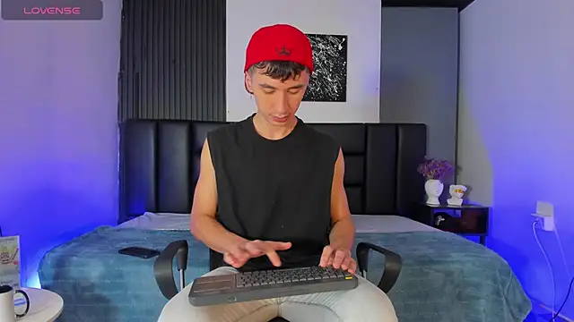 Jotastevensxx online show from 02/05/25, 11:44