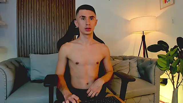 Jotastevensxx online show from 11/08/25, 07:56