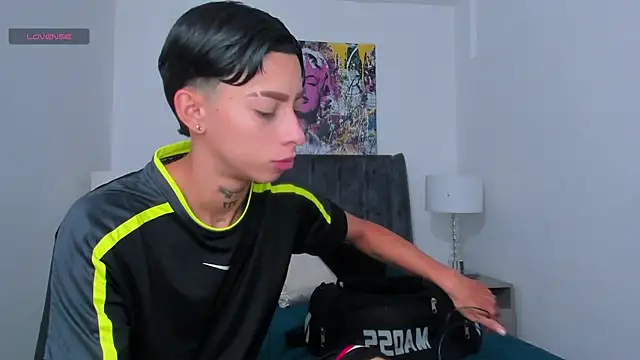 AmberAdams  online show from 12/05/24, 01:28