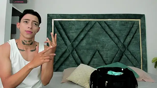 AmberAdams  online show from 02/03/25, 01:19