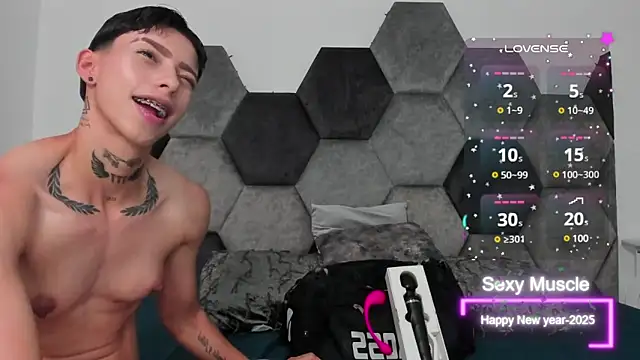 AmberAdams  online show from 02/10/25, 04:58