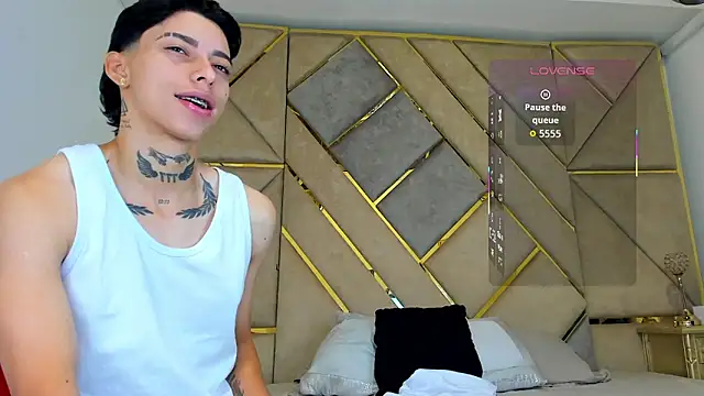 AmberAdams  online show from 10/14/25, 01:01