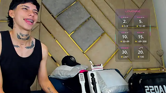 AmberAdams  online show from 10/17/25, 03:47