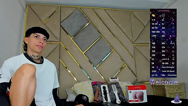 AmberAdams  online show from 11/06/25, 01:45