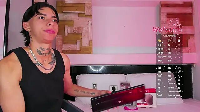 AmberAdams  online show from 04/10/26, 01:16